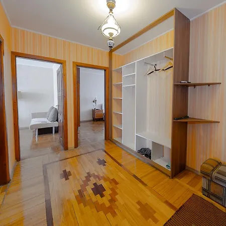 Two-bedroom On Raduzhnaya - Arena+ Mińsk